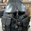 mochila cuero negra